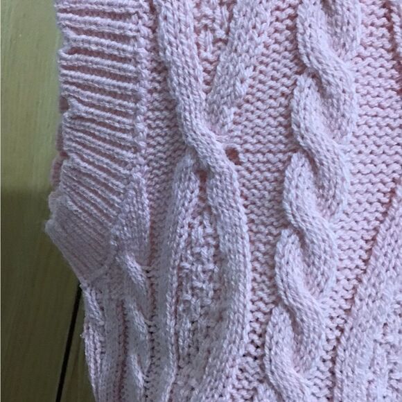 Cloud Season Pink Knit Pearl Embellished Sleeveless Sweater Vest Size Small - Picture 10 of 10